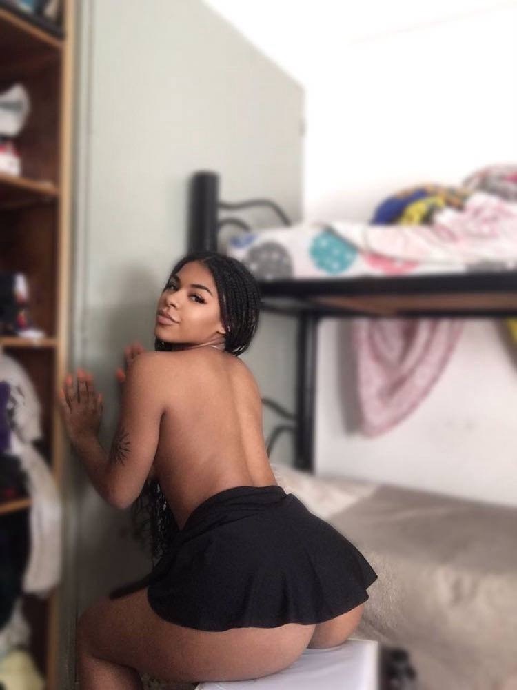 Ebony Beauty Shows Phat Ass in Lingerie Before Mirror