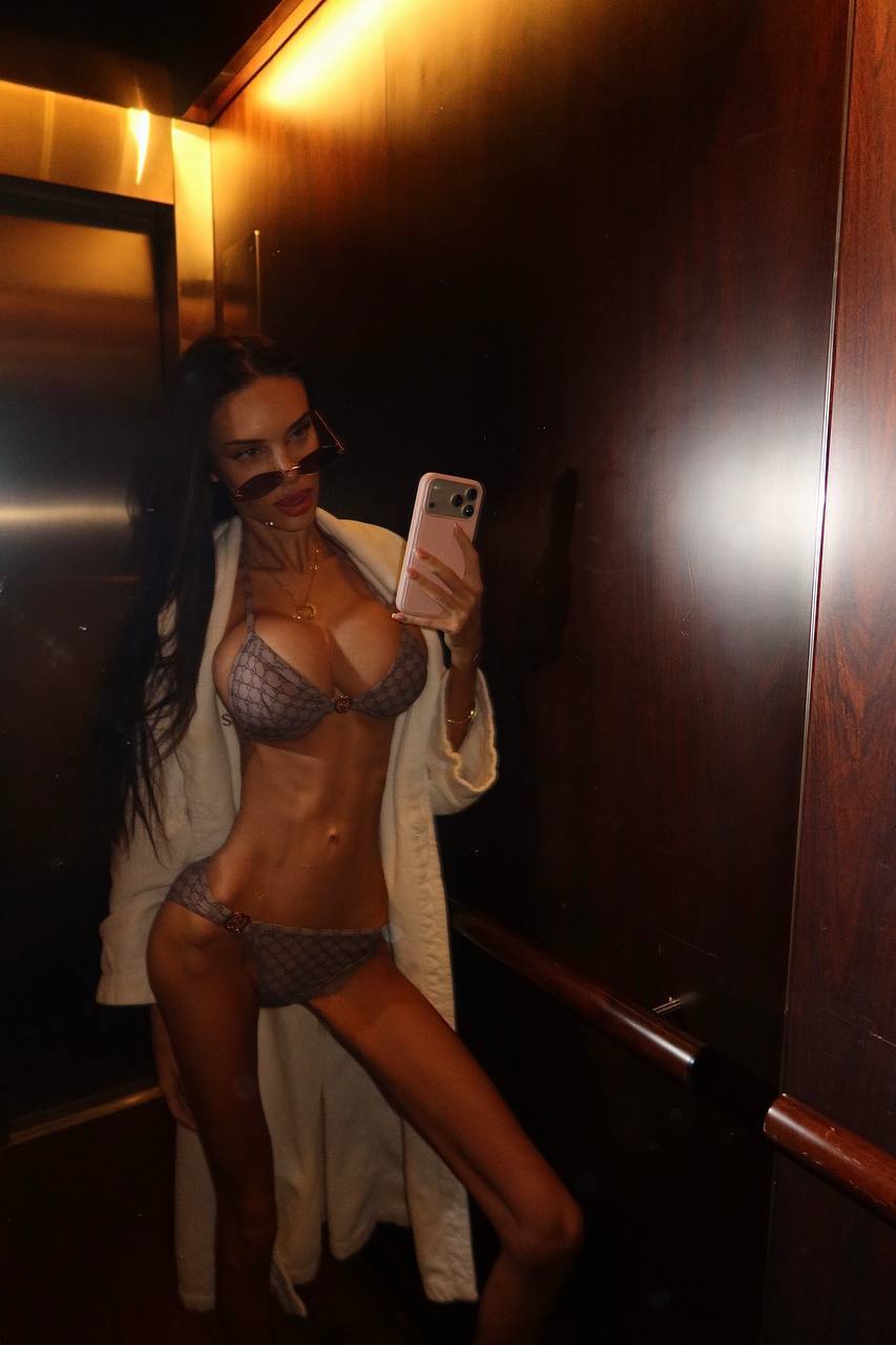 محتوای اختصاصی OnlyFans Валенتینا ایکس رز